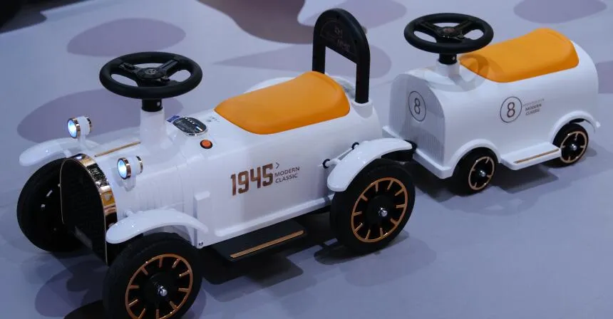 6V Two Baby Retro Car